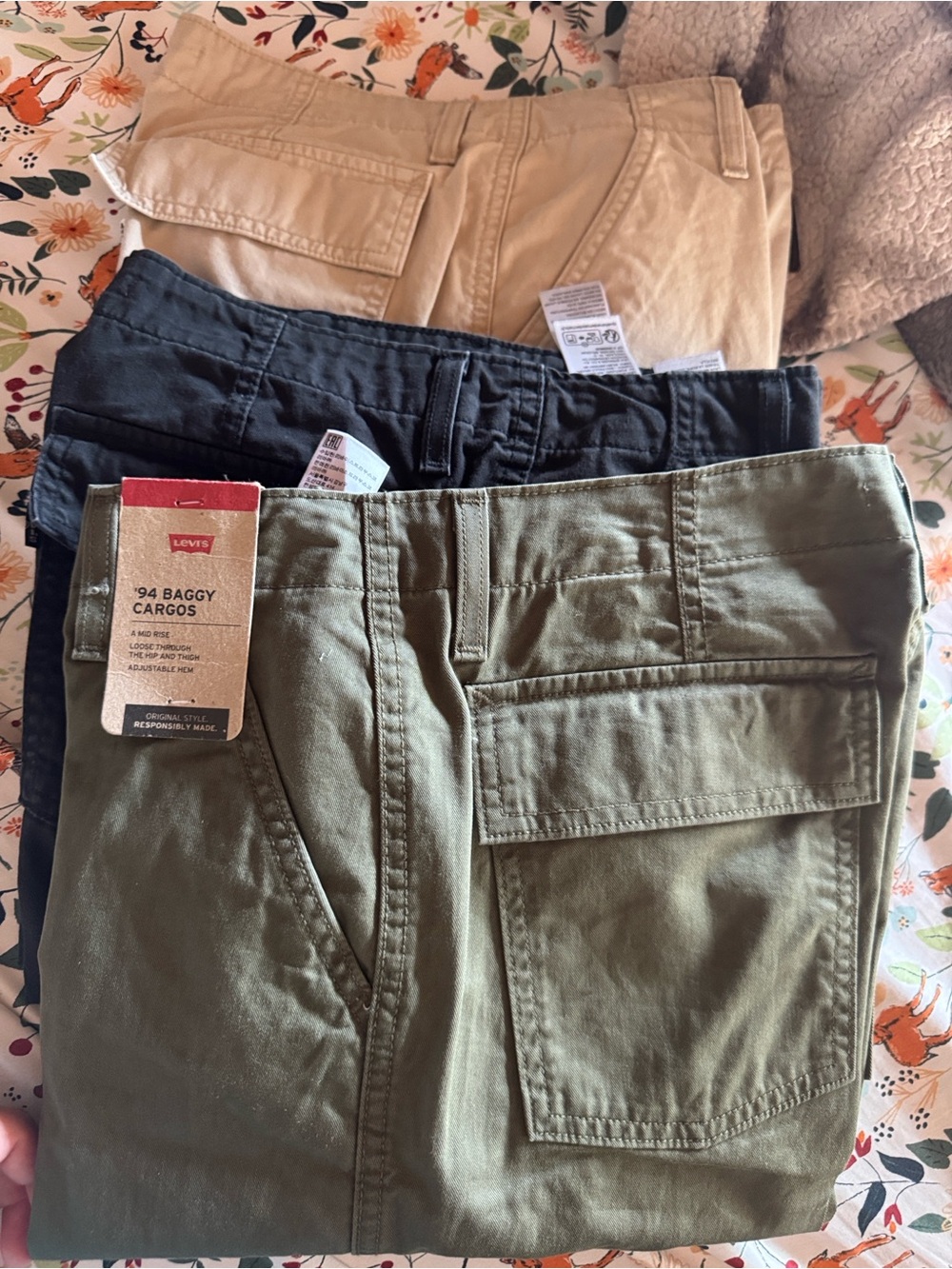 Levi's '94 Baggy Cargos - Black and beige